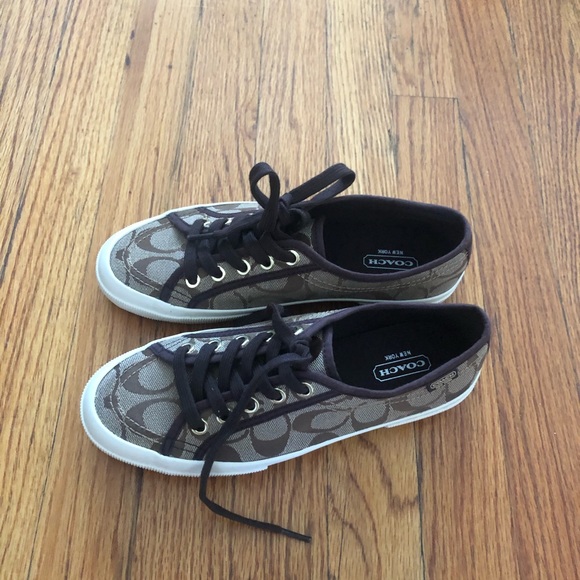 Kalyn coach shoes - Picture 1 of 4